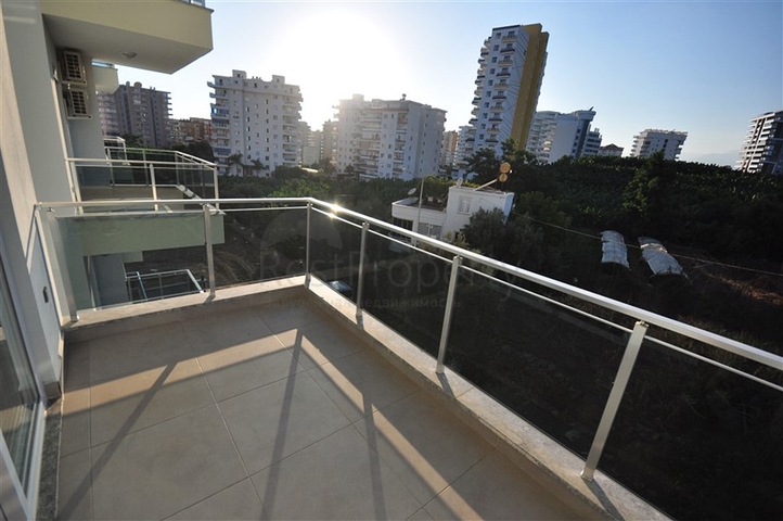 شقة غرفة وصالة - ضمن مجمع سكني جديد - في محمودلار / الانيا 