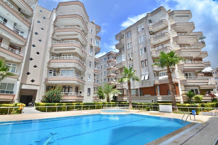 اطلالة بحر - شقة غرفتين وصالة مفروشة - في محمودلار / الانيا 