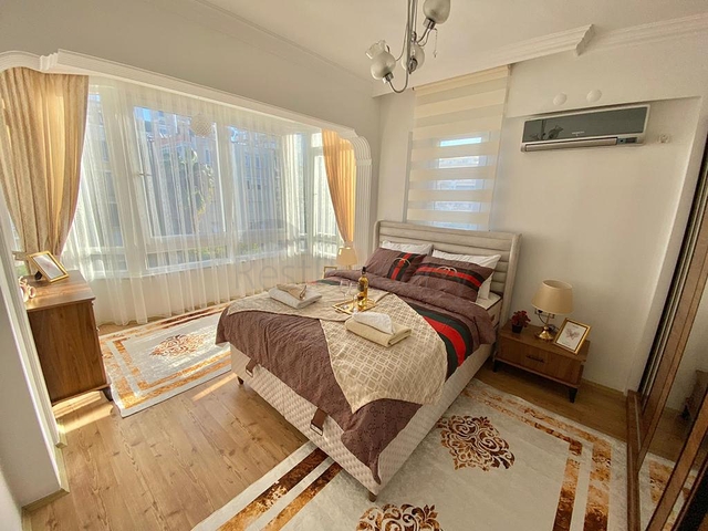 اطلالة بحر - شقة غرفتين وصالة مفروشة - في محمودلار / الانيا 