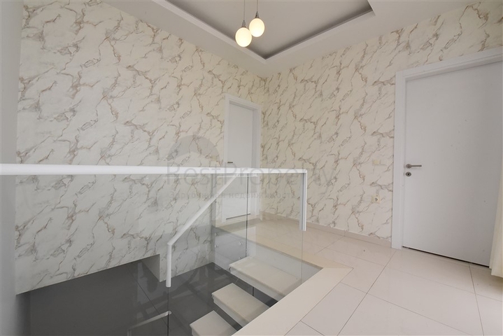 دوبلكس 3 غرف وصالة مفروشة -ضمن مجمع حديث - في كاستل / الانيا 