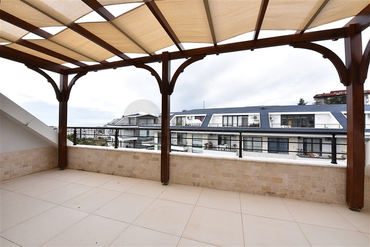 دوبلكس 3 غرف وصالة مفروشة -ضمن مجمع حديث - في كاستل / الانيا 