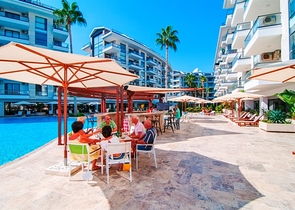 دوبلكس 3 غرف وصالة مفروشة -ضمن مجمع حديث - في كاستل / الانيا 