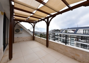 دوبلكس 3 غرف وصالة مفروشة -ضمن مجمع حديث - في كاستل / الانيا 