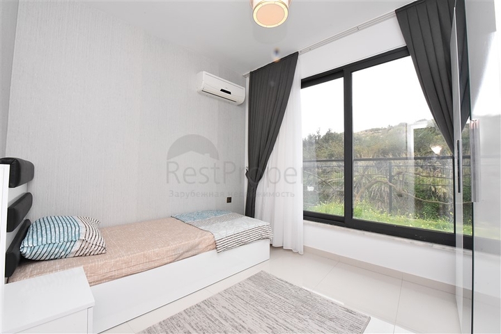 دوبلكس ارضية - 3 غرف وصالة مفروشة - ضمن مجمع 5 نجوم في كاستل / الانيا 