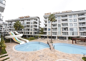 دوبلكس ارضية - 3 غرف وصالة مفروشة - ضمن مجمع 5 نجوم في كاستل / الانيا 