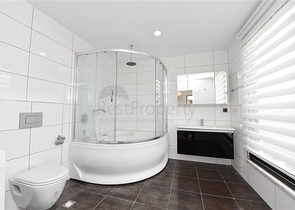 دوبلكس ارضية - 3 غرف وصالة مفروشة - ضمن مجمع 5 نجوم في كاستل / الانيا 