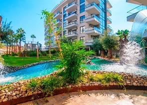 دوبلكس ارضية - 3 غرف وصالة مفروشة - ضمن مجمع 5 نجوم في كاستل / الانيا 