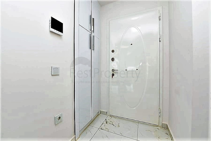 شقة غرفتين وصالة -ضمن مجمع فاخر وقريب من البحر - في افسلار / الانيا 