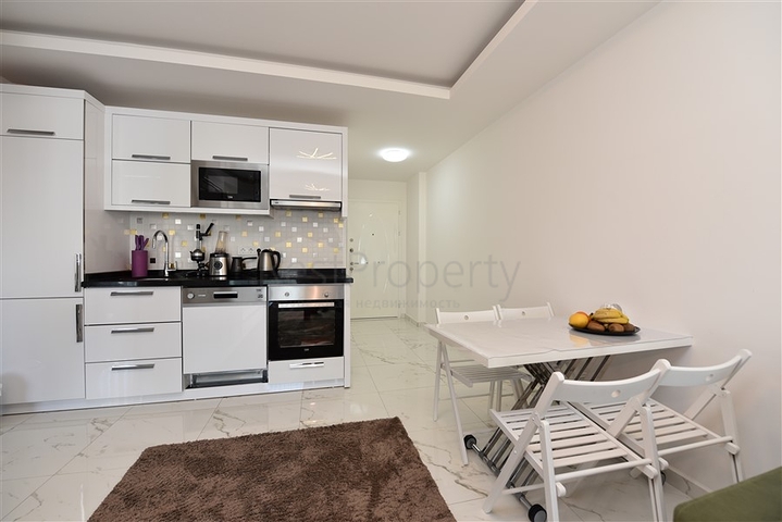 شقة غرفتين وصالة -ضمن مجمع فاخر وقريب من البحر - في افسلار / الانيا 