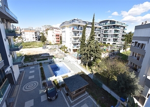 شقة غرفتين وصالة -ضمن مجمع فاخر وقريب من البحر - في افسلار / الانيا 