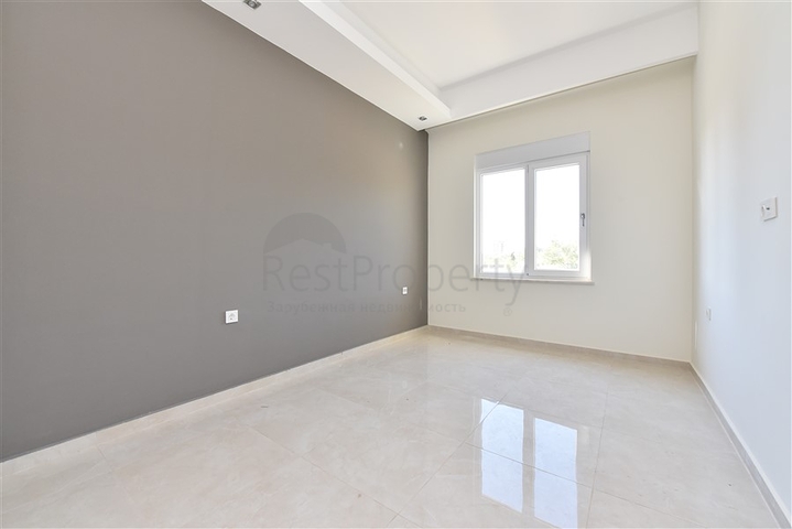 شقة جديدة للبيع - ضمن مجمع سكني في افسلار - تصميم غرفة وصالة . 