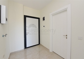 شقة جديدة للبيع - ضمن مجمع سكني في افسلار - تصميم غرفة وصالة . 