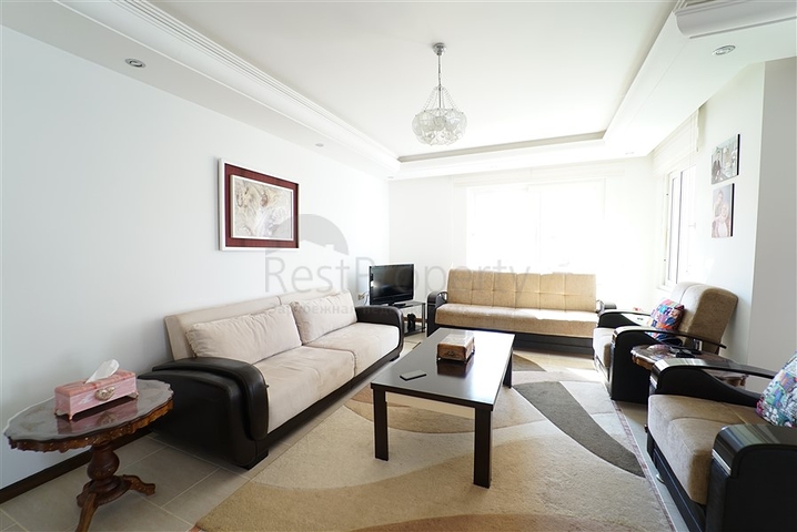 قريبة من البحر - شقة غرفتين وصالة مفروشة - في محمودلار / الانيا 