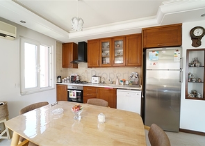 قريبة من البحر - شقة غرفتين وصالة مفروشة - في محمودلار / الانيا 