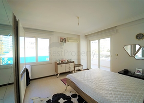 قريبة من البحر - شقة غرفتين وصالة مفروشة - في محمودلار / الانيا 