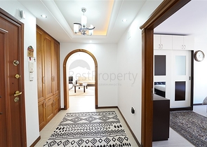 قريبة من البحر - شقة غرفتين وصالة مفروشة - في محمودلار / الانيا 