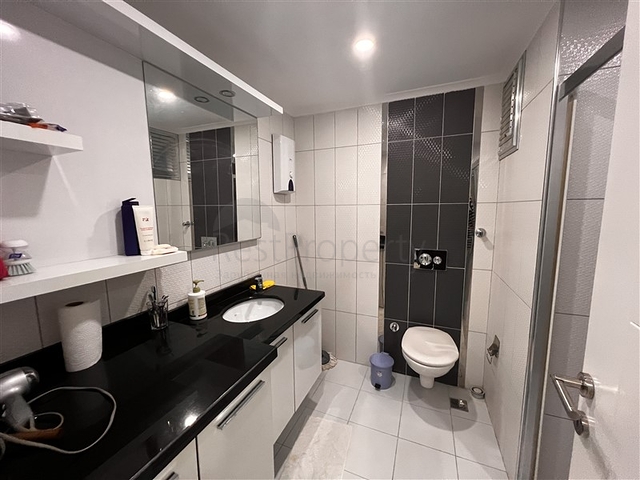 ضمن مجمع سكني عائلي - شقة غرفتين وصالة مفروشة - في افسلار / الانيا 