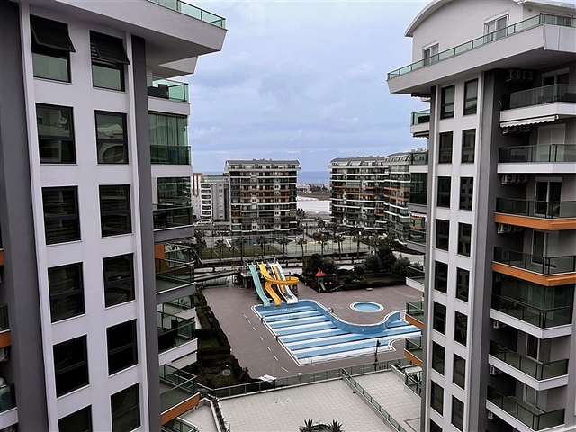 ضمن مجمع سكني عائلي - شقة غرفتين وصالة مفروشة - في افسلار / الانيا 