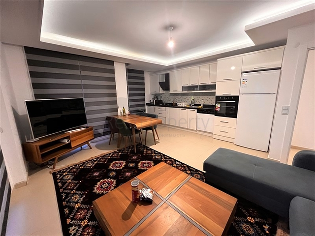 ضمن مجمع سكني عائلي - شقة غرفتين وصالة مفروشة - في افسلار / الانيا 