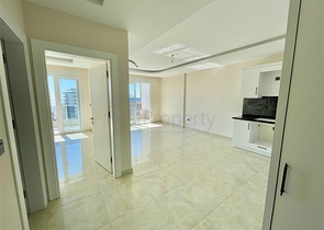 اطلالة بحر - شقة غرفة وصالة -ضمن مجمع جديد - في محمودلار / الانيا 