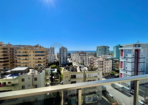 اطلالة بحر - شقة غرفة وصالة -ضمن مجمع جديد - في محمودلار / الانيا 