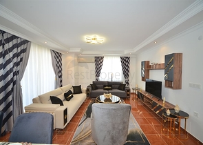 شقة واسعة غرفتين وصالة مفروشة - ضمن مجمع سكني في محمودلار/ الانيا 