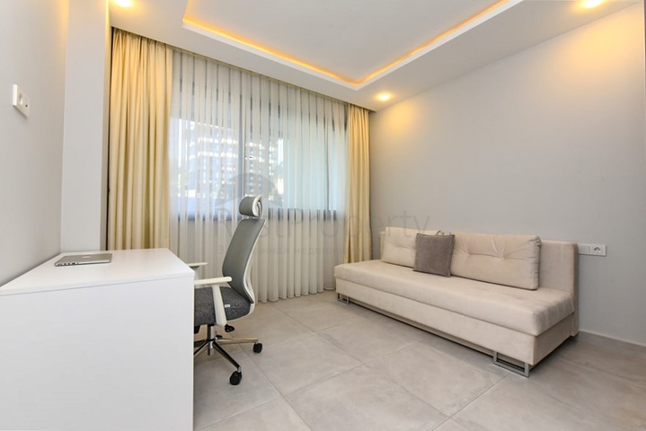 دوبلكس للبيع ضمن مجمع فاخر - 3 غرف وصالة - في كارجيجاك / الانيا 