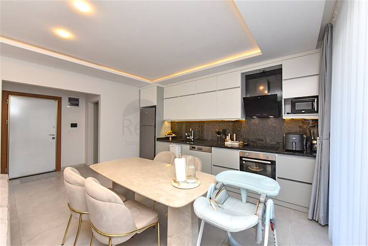 دوبلكس للبيع ضمن مجمع فاخر - 3 غرف وصالة - في كارجيجاك / الانيا 