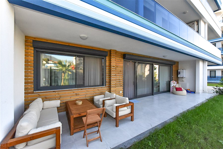 دوبلكس للبيع ضمن مجمع فاخر - 3 غرف وصالة - في كارجيجاك / الانيا 