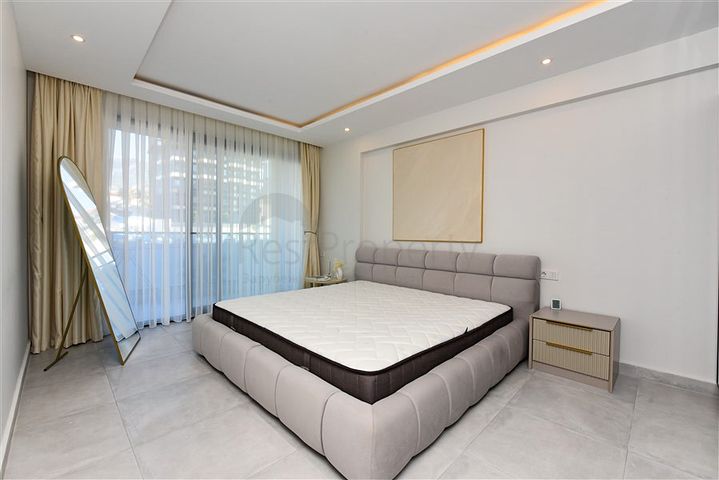 دوبلكس للبيع ضمن مجمع فاخر - 3 غرف وصالة - في كارجيجاك / الانيا 