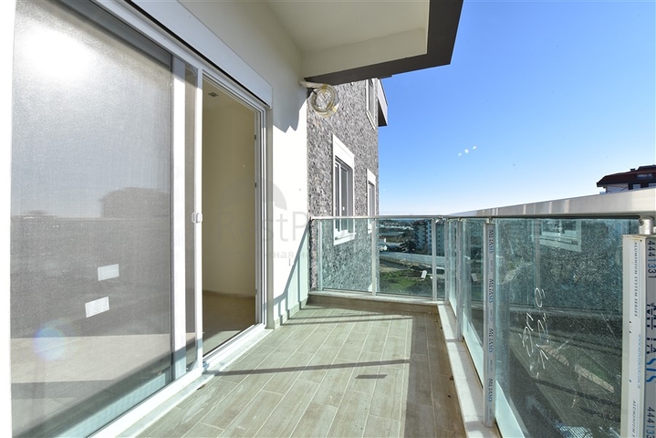 شقة غرفة وصالة ضمن مجمع سكني حديث - في افسلار/ الانيا