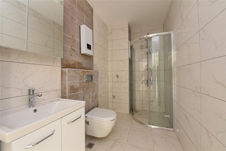 شقة غرفة وصالة ضمن مجمع سكني حديث - في افسلار/ الانيا