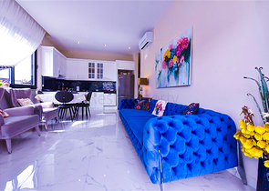 مجمع فاخر على البحر مباشرة - شقة غرفتين وصالة مفروشة - في اوبا / الانيا 