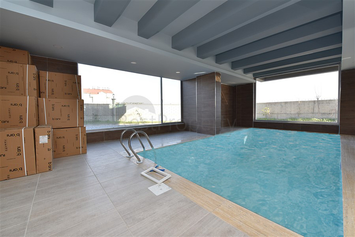 شقة ضمن مجمع يضم كافة الخدمات في افسلار / الانيا 