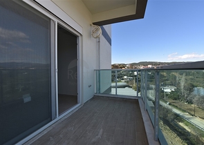 شقة ضمن مجمع يضم كافة الخدمات في افسلار / الانيا 