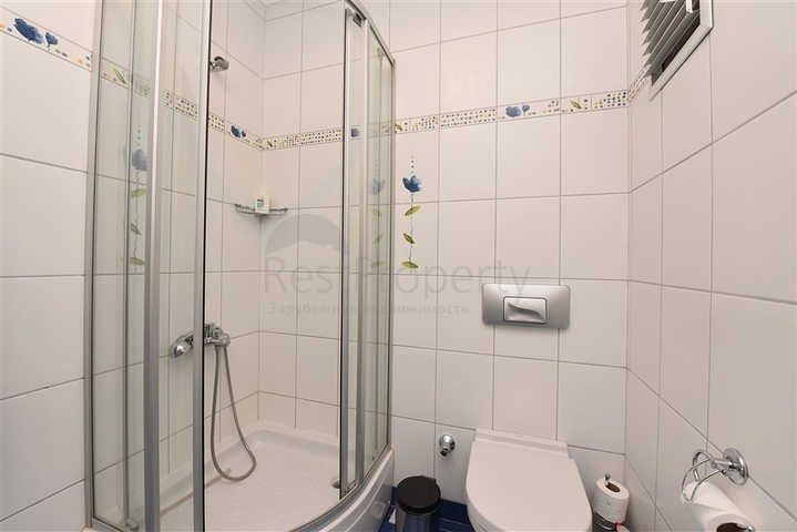 شقة دوبلكس واسعة - 3 غرف وصالة مفروشة - في اوبا / الانيا 