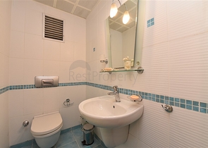 شقة دوبلكس واسعة - 3 غرف وصالة مفروشة - في اوبا / الانيا 