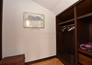 شقة دوبلكس واسعة - 3 غرف وصالة مفروشة - في اوبا / الانيا 