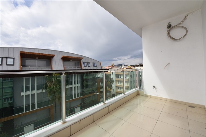 دوبلكس غرفتين وصالة -قريبة من البحر -ضمن مجمع سكني - في اوبا / الانيا 