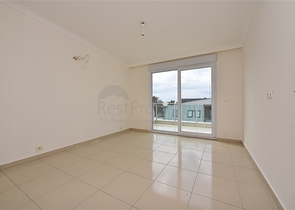 دوبلكس غرفتين وصالة -قريبة من البحر -ضمن مجمع سكني - في اوبا / الانيا 