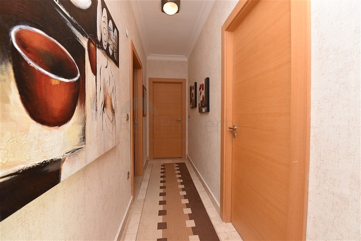 اطلالة بحر - شقة 3 غرف وصالة مفروشة -ضمن مجمع يضم خدمات 5 نجوم - في كارجيجاك / الانيا 