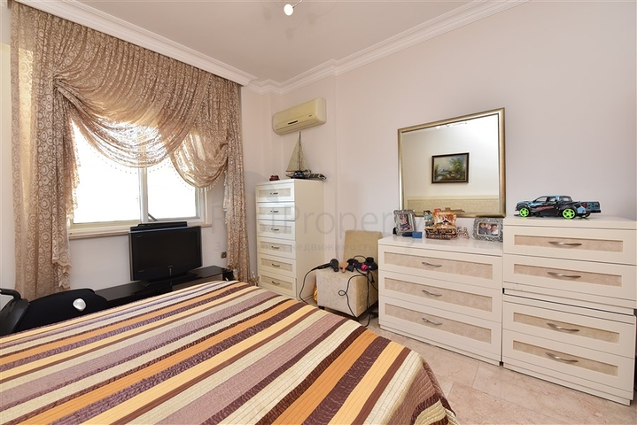 اطلالة بحر - شقة 3 غرف وصالة مفروشة -ضمن مجمع يضم خدمات 5 نجوم - في كارجيجاك / الانيا 