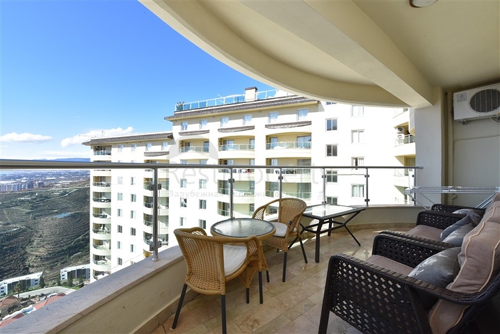 اطلالة بحر - شقة 3 غرف وصالة مفروشة -ضمن مجمع يضم خدمات 5 نجوم - في كارجيجاك / الانيا 