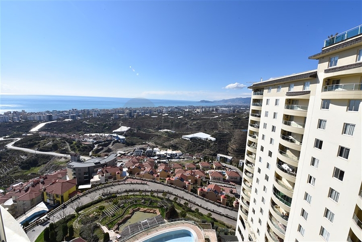 اطلالة بحر - شقة 3 غرف وصالة مفروشة -ضمن مجمع يضم خدمات 5 نجوم - في كارجيجاك / الانيا 