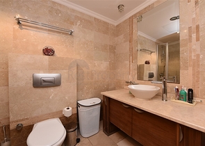 اطلالة بحر - شقة 3 غرف وصالة مفروشة -ضمن مجمع يضم خدمات 5 نجوم - في كارجيجاك / الانيا 