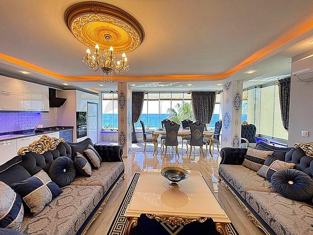 اطلالة مباشرة على البحر - غرفتين وصالة مفروشة - في محمودلار / الانيا 