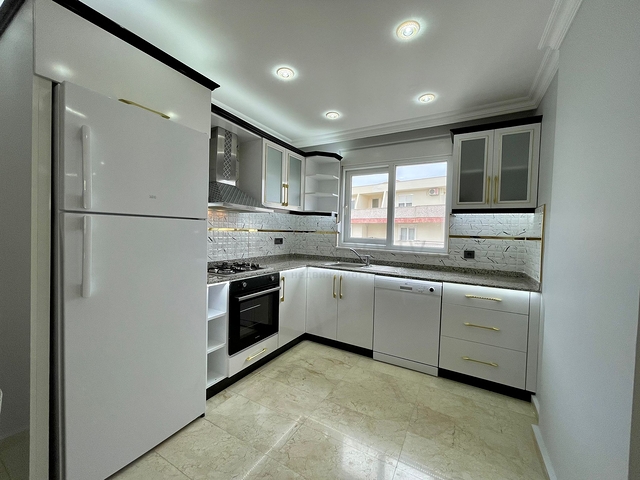 شقة انيقة - غرفتين وصالة - في محمودلار / الانيا 