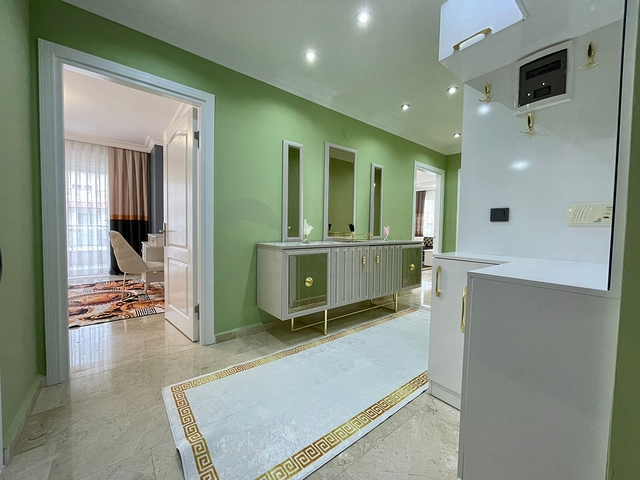 شقة انيقة - غرفتين وصالة - في محمودلار / الانيا 