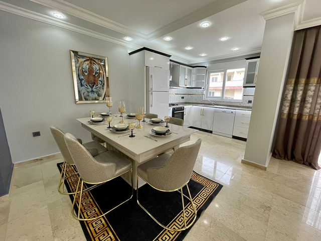 شقة انيقة - غرفتين وصالة - في محمودلار / الانيا 