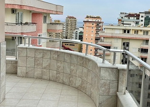 شقة انيقة - غرفتين وصالة - في محمودلار / الانيا 